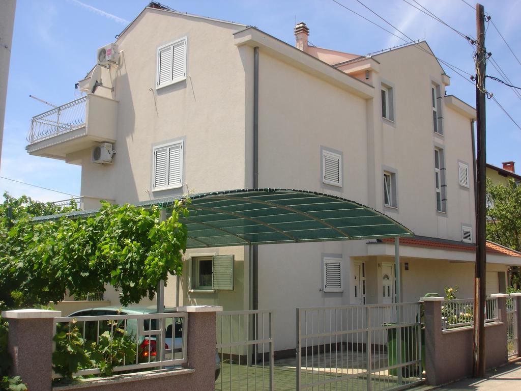 Apartments Gardijan Vodice Kültér fotó